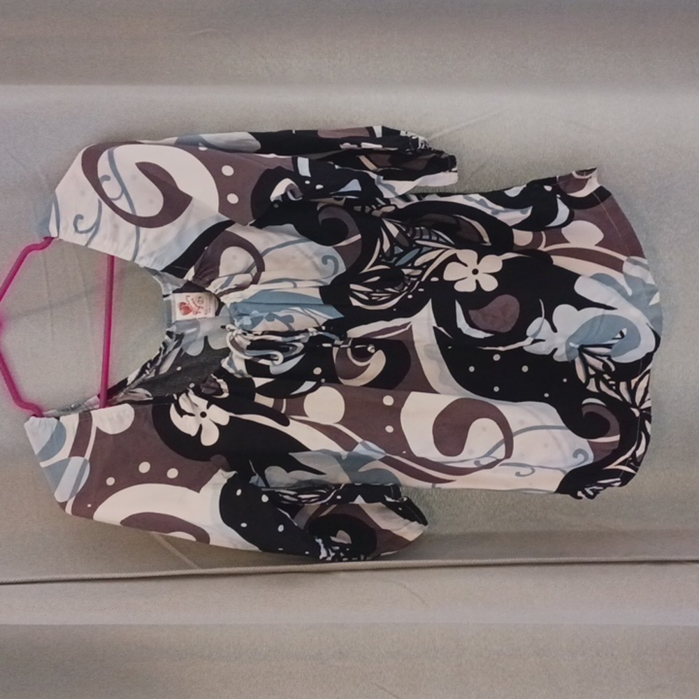 Women's shirt